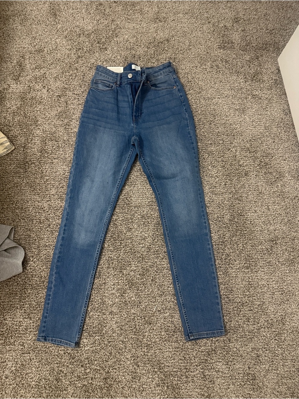 H&M Medium Wash Stretch Skinny Jeans NWT